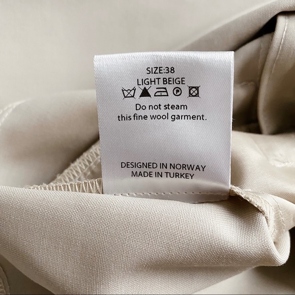 Envelope 1976 Casablanca Jumpsuit Romper Beige Tan Wool Net-A-Porter 38 6 8 S M - Picture 9 of 14